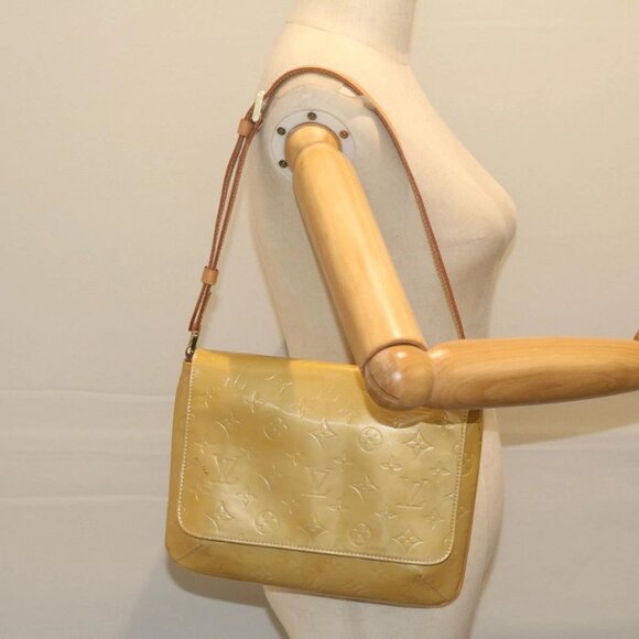 LOUIS VUITTON Monogram Vernis Thompson Street Bag Beige - Picture 1 of 16